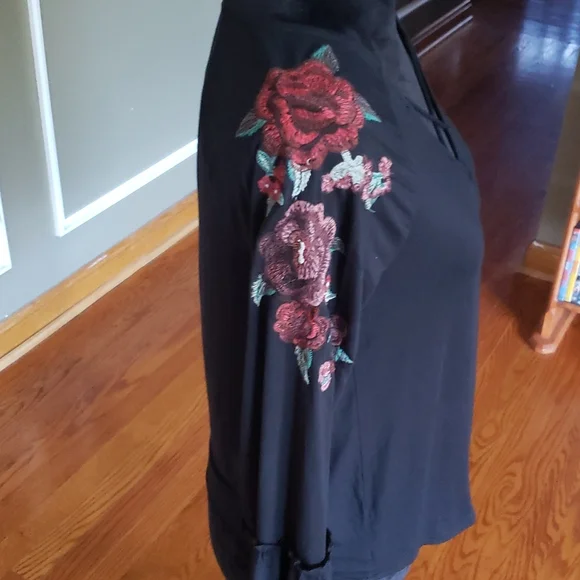 AEO Embroidered Wrap Top - Picture 7 of 9